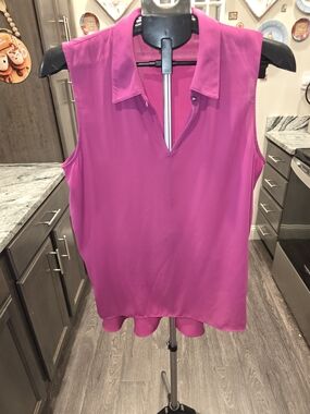 Classic Sleeveless Collared V-Neck Camisole - Pink